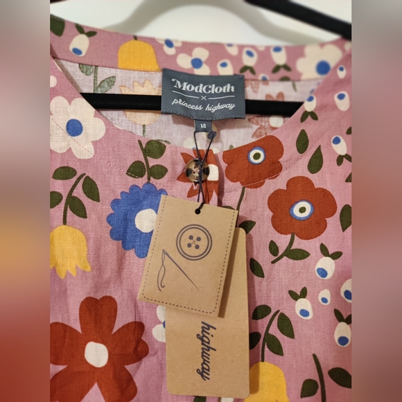 ModCloth x Princess Highway Retro Floral Midi dress - Picture 4 of 6